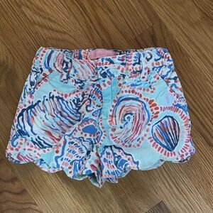 Lily Pulitzer Shorts, size 4